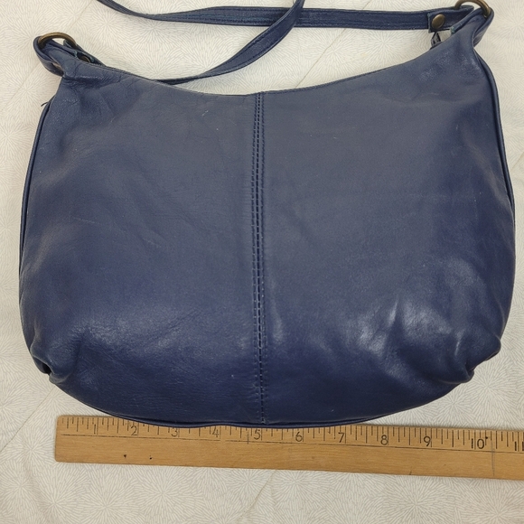 Toni Vintage Navy Leather Cross Body Shoulder Bag 80s Unique Festival Boho Glam - Picture 10 of 11